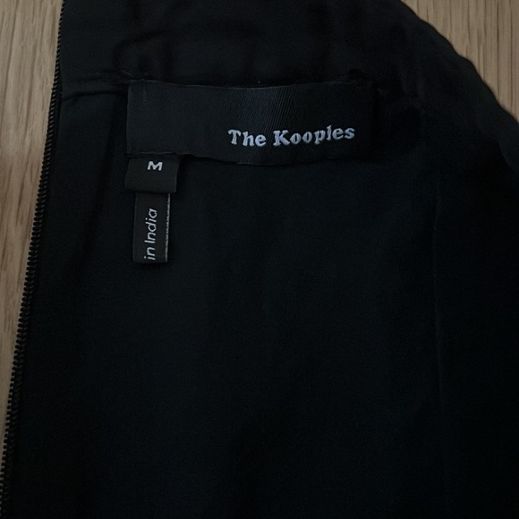 Like new KOOPLES skirt - Picture 3 of 4